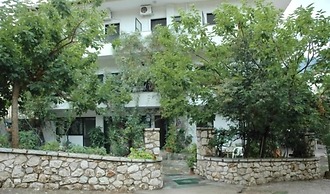 Yasemi Rooms