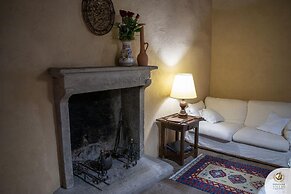 Borgo Pietra Antica