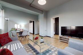 Heriot Apartment 1015