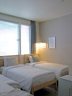 Queen House Hongdae