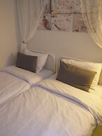 Queen House Hongdae