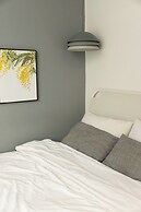Queen House Hongdae