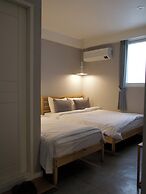 Queen House Hongdae