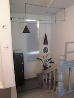 Queen House Hongdae