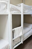 VIP Hostel K8