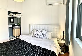 Impeccable 3-bed Apartment in Athens