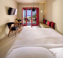 Potnia Theron Suites