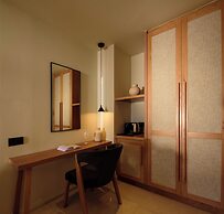 Potnia Theron Suites