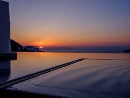 Potnia Theron Suites