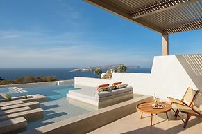 Potnia Theron Suites