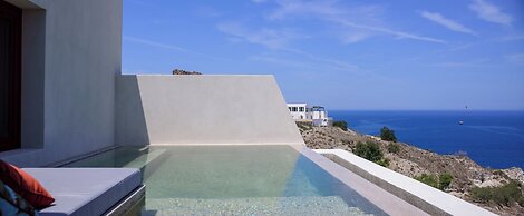 Potnia Theron Suites