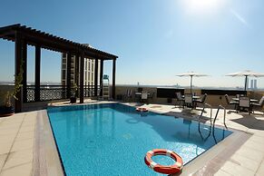 Spacious Marbella 2BR With Scenic Views