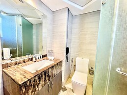 Marbella Executive 2 Bedrooms Balcony