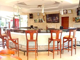 Desert Rose Resort