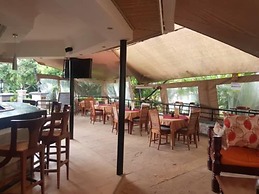 Desert Rose Resort
