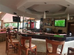 Desert Rose Resort