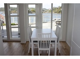 StayPlus Exclusive Seafront Holiday Home