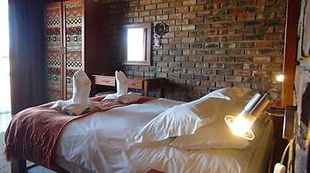 West Nest Lodge