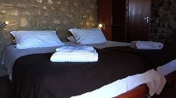 West Nest Lodge