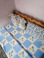Framjow Highway Lodge - Adults Only
