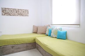 8 Keys Residence