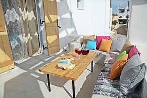 8 Keys Residence