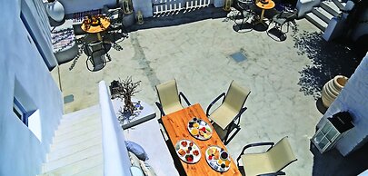 8 Keys Residence