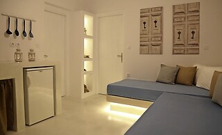 8 Keys Residence