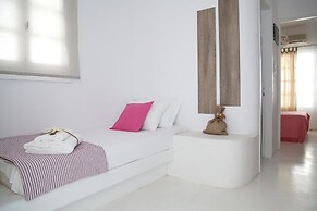 8 Keys Residence