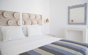 8 Keys Residence