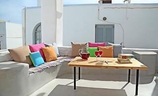 8 Keys Residence