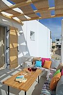 8 Keys Residence