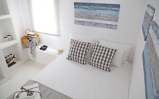 8 Keys Residence