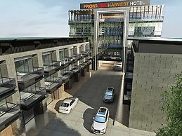 Front One Harvest Hotel Wonosobo