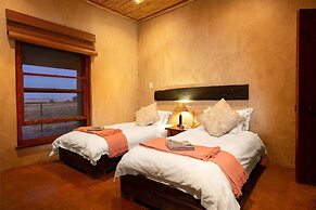 Gannabos Guest House