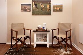 Gannabos Guest House