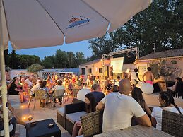 Camping Abri de Camargue