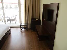 Sentara Hotel and Resort