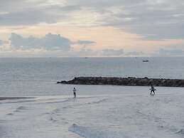 Seaman Resort