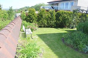 StayPlus Holiday Apartment With Patio