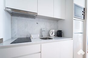 Mrtir1 · Bright Apartment Downtown Porto