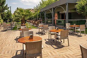 Rose Resort Hotel