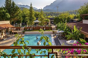 Rose Resort Hotel
