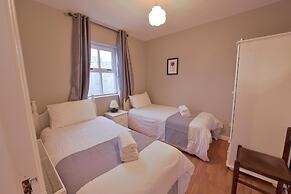 10mindrivecliffsofmoher-cozy2br-parking-wifi