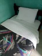 Benliza Guest House - Adults Only
