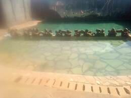 Roots Resort