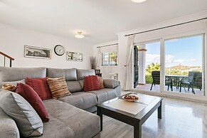 Alhaurin Villa With Terrace