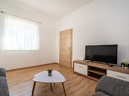 Dalmatia Pool Villa Retreat