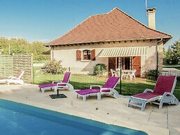 Riverside Charm in Perigord Noir