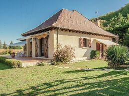Riverside Charm in Perigord Noir